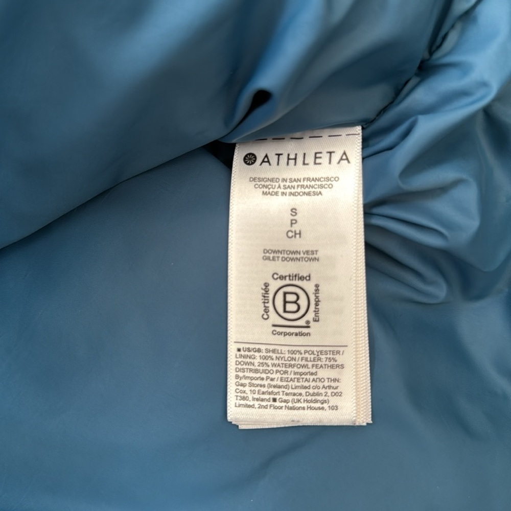 Athleta Downtown Puffer Vest Down in Dark Sardina Blue / Teal Small Semi Fitted - Picture 10 of 14